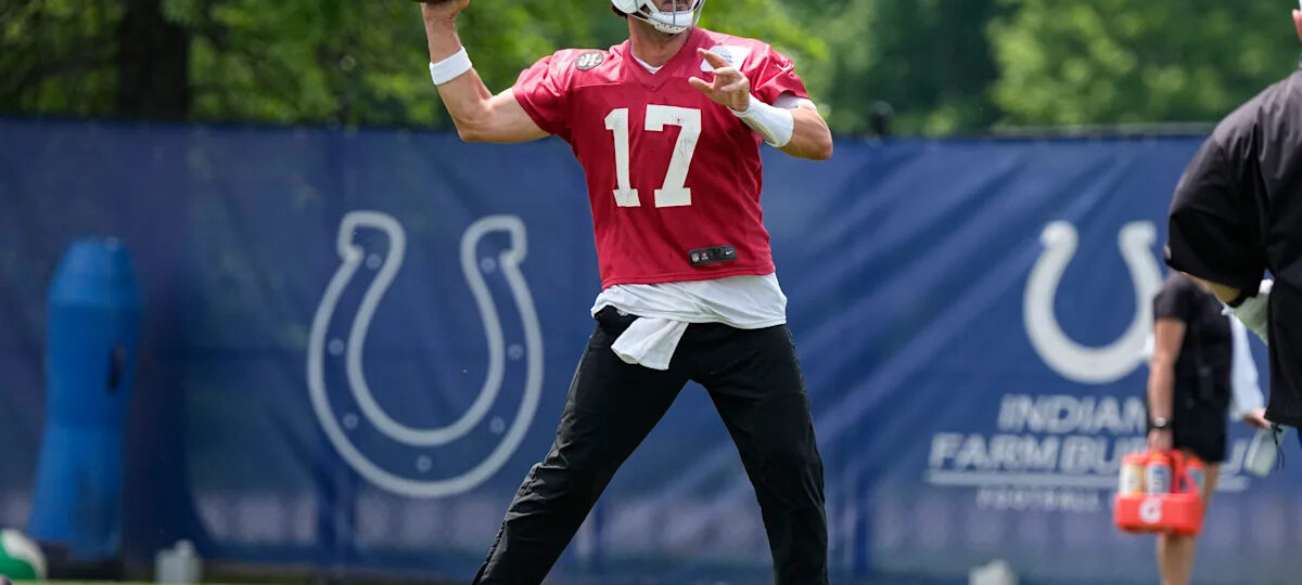 QB Daniel Jones eager to be full participant in practice, meanwhile Colts continue to play it safe