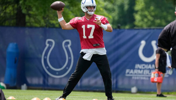 QB Daniel Jones eager to be full participant in practice, meanwhile Colts continue to play it safe