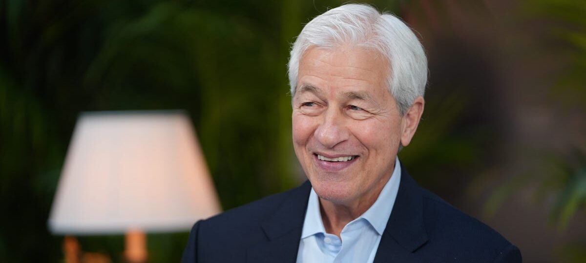 Jamie Dimon is throwing a party to woo SpaceX employees who just struck it rich