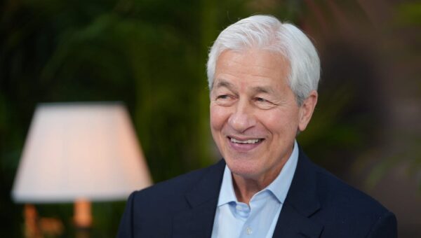 Jamie Dimon is throwing a party to woo SpaceX employees who just struck it rich