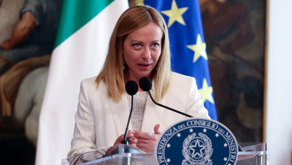 Meloni fires back at Trump, denies asking for G7 photo