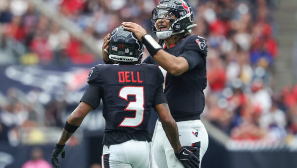 Houston Texans star takes massive step in recovery from gruesome injury