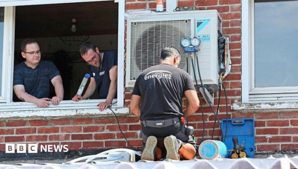 Air conditioning creates political divide as France records hottest day
