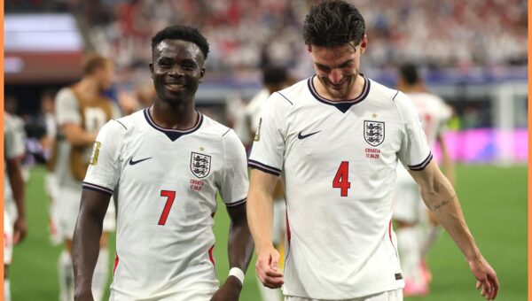 Arsenal star provides injury update after appearing to limp off in England’s win vs Croatia