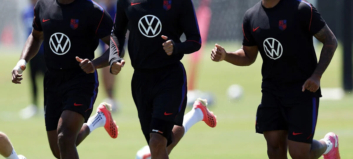 Hosting FIFA World Cup 2026 Fosters Close Family Atmosphere for USMNT