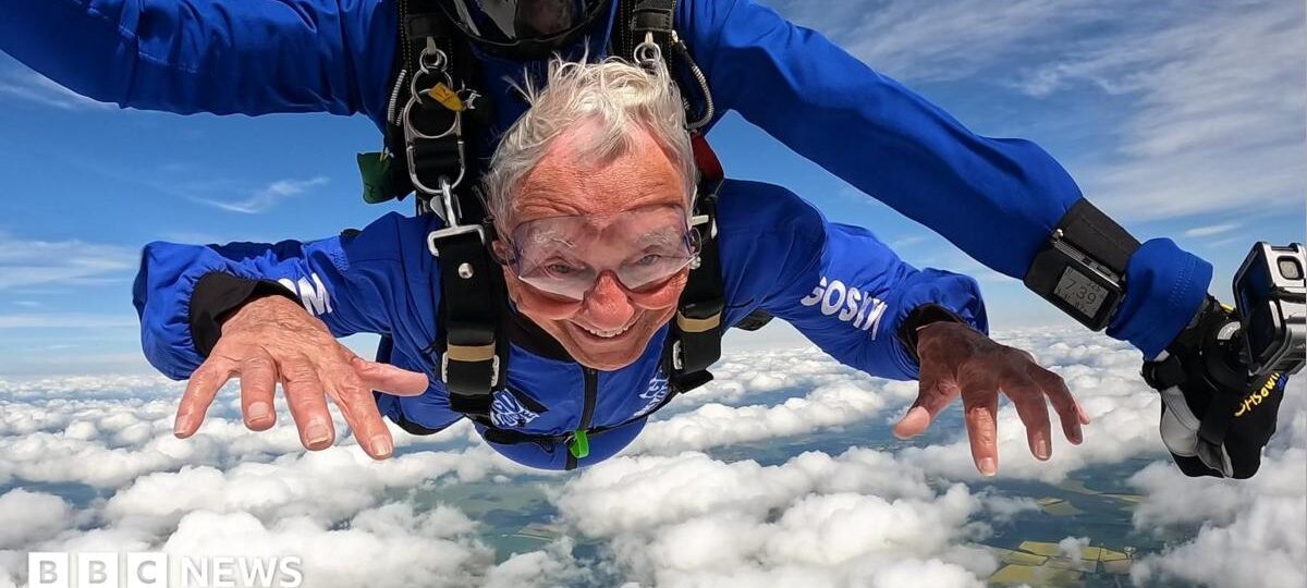 Man, 91, completes skydive for community group