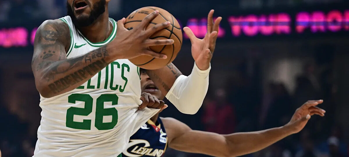 Xavier Tillman signs deal with European team