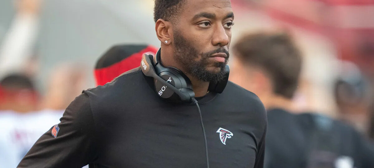 Commanders' D.J. Williams shares his thoughts on playing under center