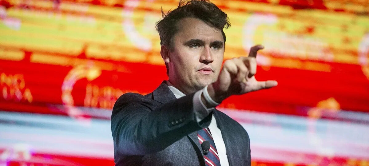 “Look At His Pose” Charlie Kirk Photo With 2-Time Super Bowl Champion Quarterback Leaks To Public