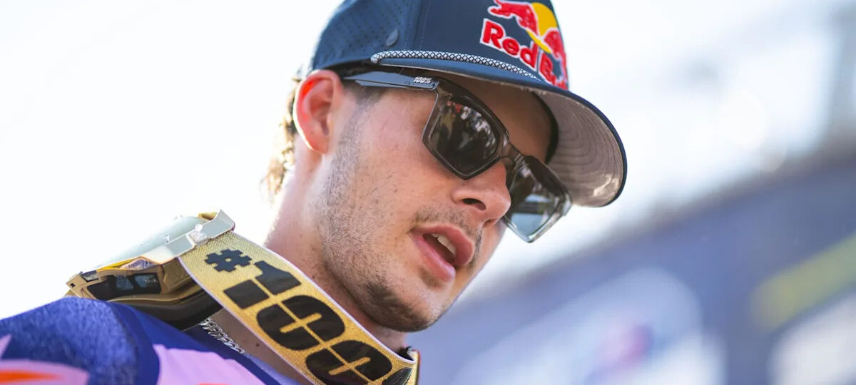 Jett Lawrence sweeps Hangtown motos for overall victory despite injury