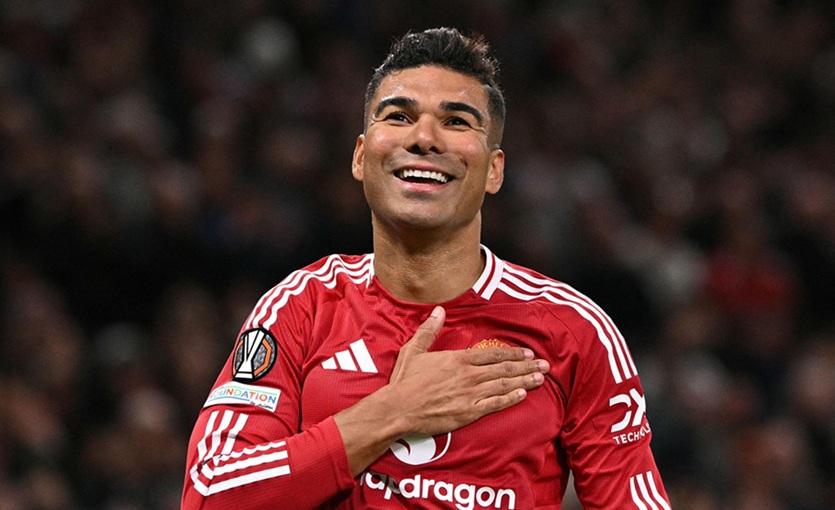 Veteran midfielder Casemiro reflects on Manchester United spell (Video)