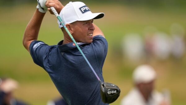 Sam Stevens takes early lead at U.S. Open with a 68