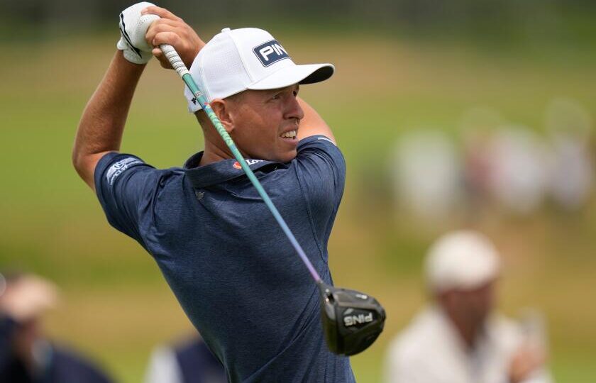 Sam Stevens takes early lead at U.S. Open with a 68