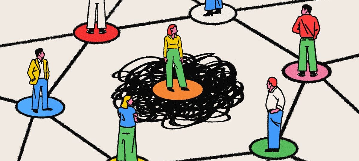 8 mistakes you should never make while networking, according to etiquette experts