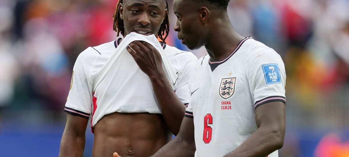 Eberechi Eze urges England teammates to ‘block out the noise’ after disappointing Ghana draw