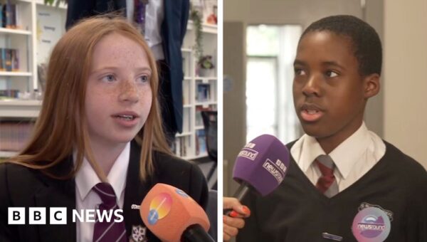 ‘Positive’ or ‘unnecessary’? – UK teens on social media ban