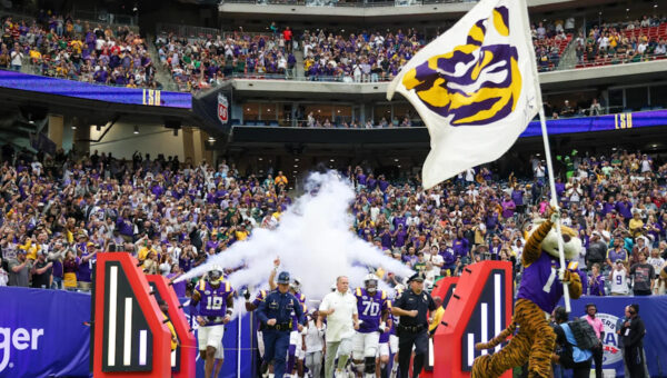 LSU football earns commitment from 3-star running back Brennan Lacy