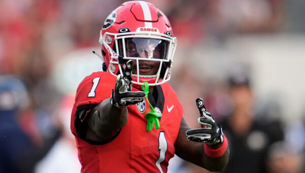 5-star WR Eric McFarland names top-3 schools