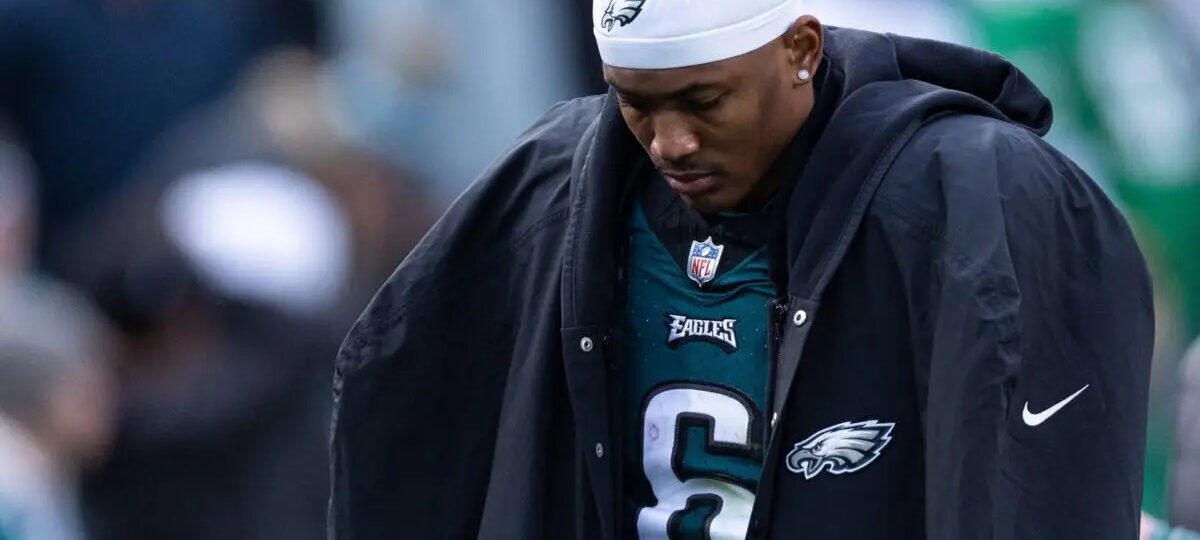 Viral Clip Shows DeVonta Smith Fighting Back Laughter Over Trey Amos Matchup
