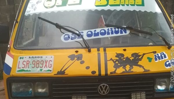 Commercial bus conductor stabs LASTMA officer during traffic enforcement in Lagos