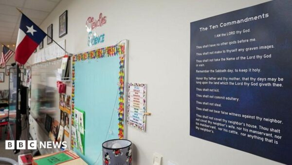 Bible stories become required reading for Texas schools