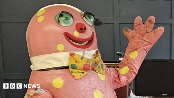 Mr Blobby costume sells for £8,500 at auction