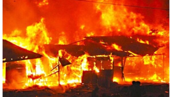 Fire guts building in Osun [VIDEO]