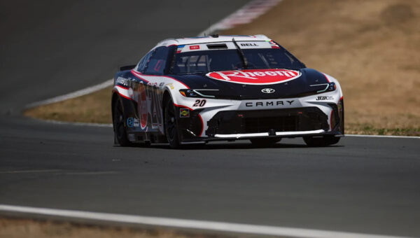 Christopher Bell qualifies 14th with broken wrist at Sonoma in 2026