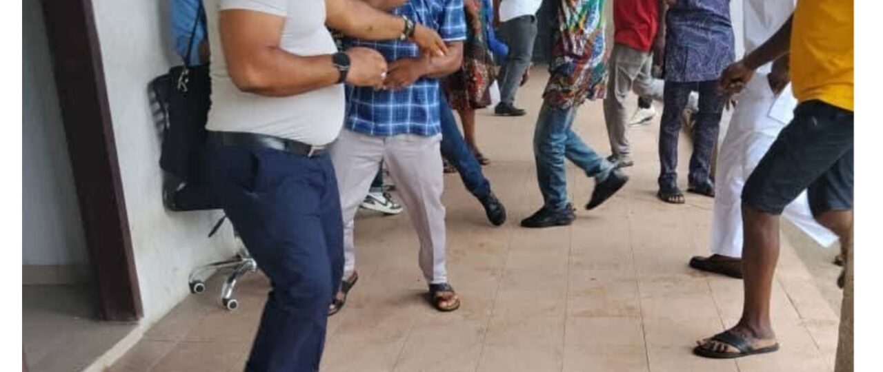 Pandemonium in Akwa Ibom local council as thugs disrupt plenary, sack councillors
