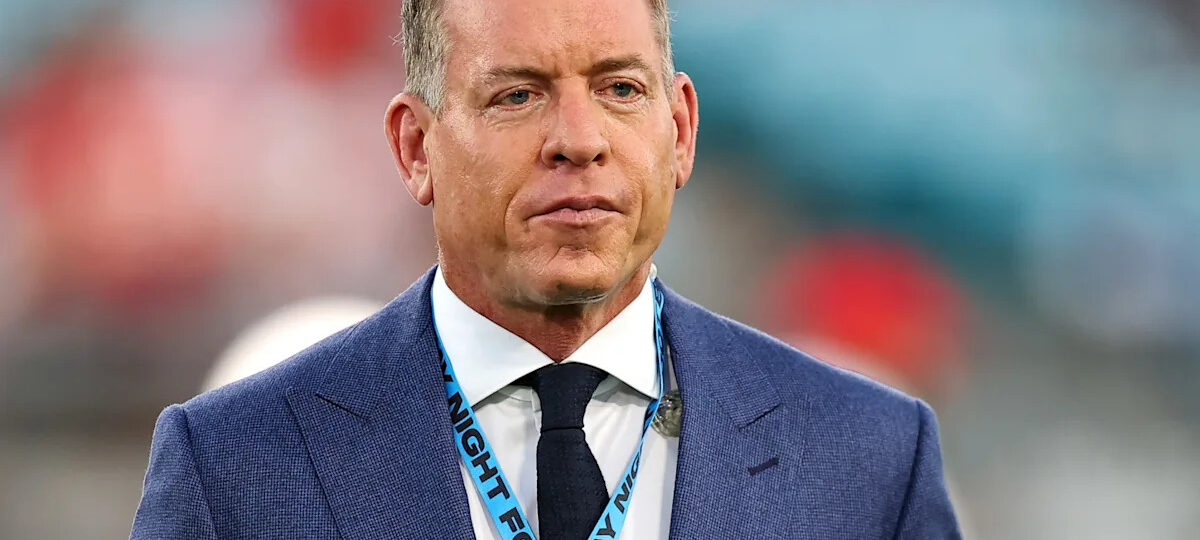 UCLA turning to Troy Aikman to help poach 4-star Ohio State QB recruit