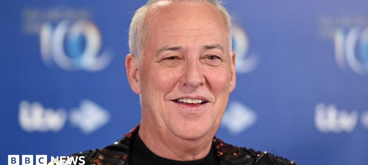 Michael Barrymore TikTok videos prompt concern over filming on smart glasses