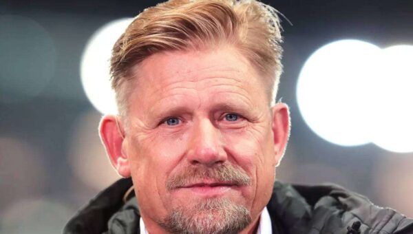 FIFA World Cup: ‘It should’ve been disallowed” – Schmeichel slams referee over Messi’s goal
