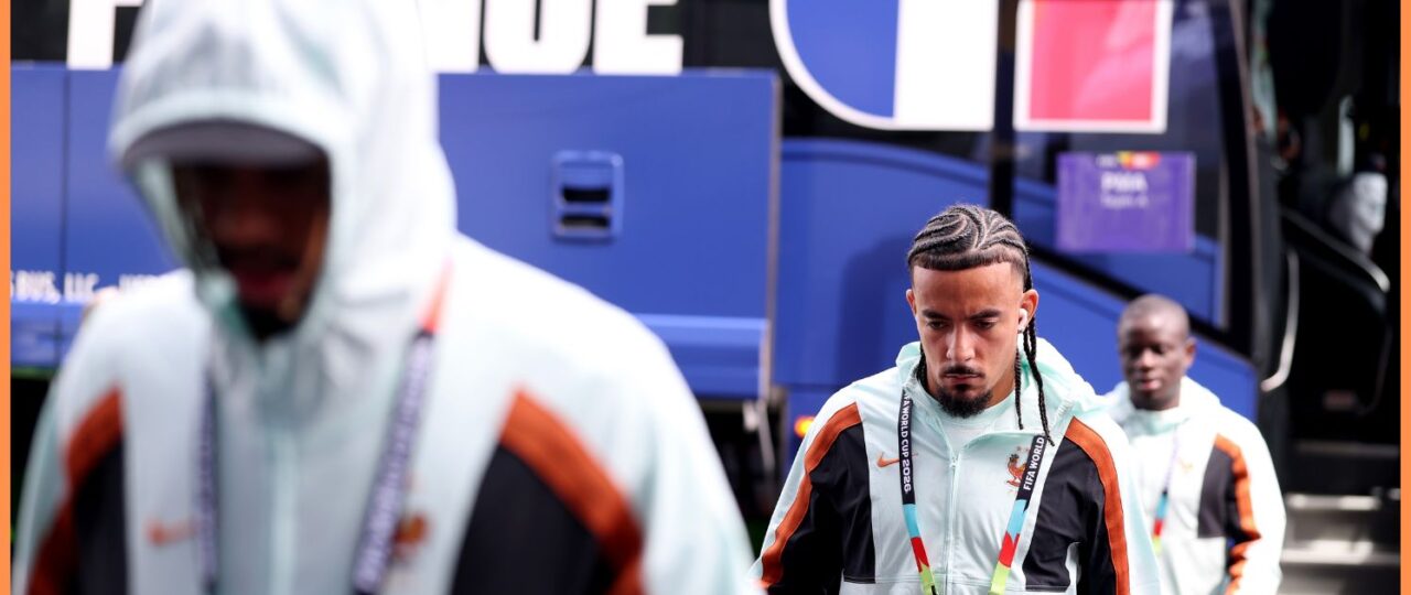 £75m Chelsea star has already held talks over transfer to PL rivals