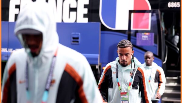 £75m Chelsea star has already held talks over transfer to PL rivals