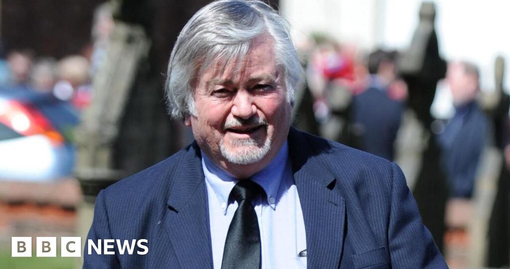 Award-winning investigative journalist Roger Cook dies aged 83