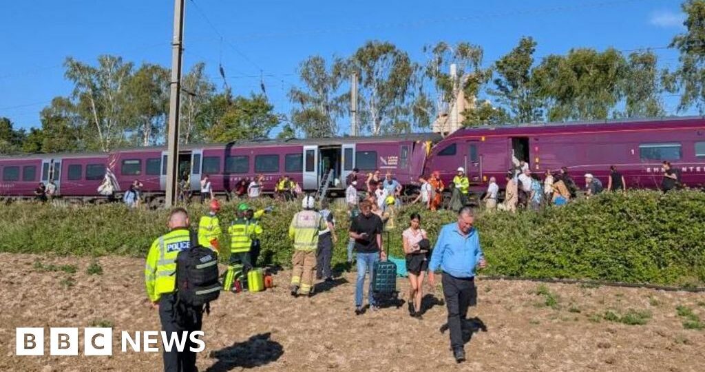 'People flew from their seats': Passengers describe how crash unfolded