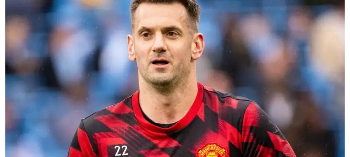 Man Utd confirm deal for Heaton, interested in signing Real Madrid midfielder