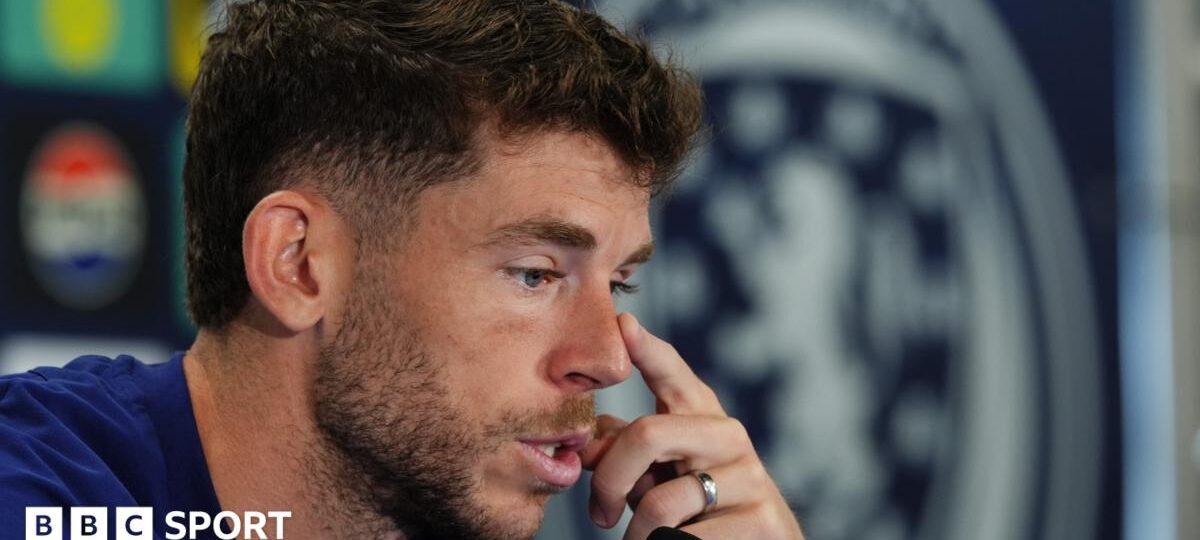 Christie chases dream on same stage as idol Messi