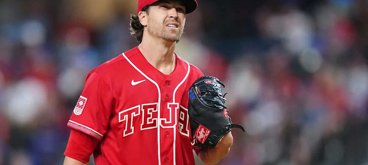 DeGrom has 9 Ks to win on his 38th birthday as Rangers get wild 9-7 victory over Padres