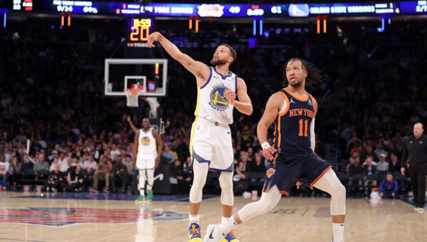 Where do Jalen Brunson's numbers stack up to those of Stephen Curry?