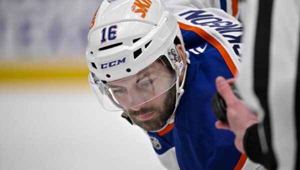 Oilers make massive, $20 million Jason Dickinson contract decision