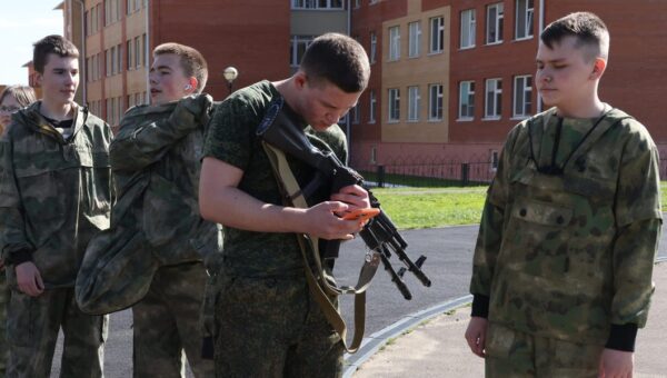 Russian high schools now require 17 hours of basic military training classes for 6th to 11th grade