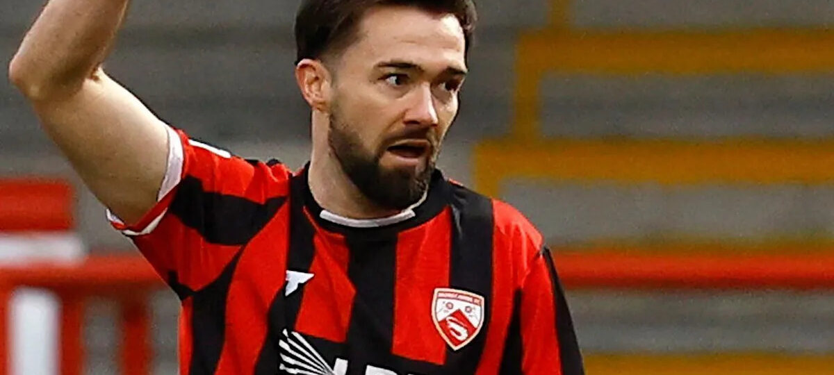 Exeter sign Morecambe winger Edwards