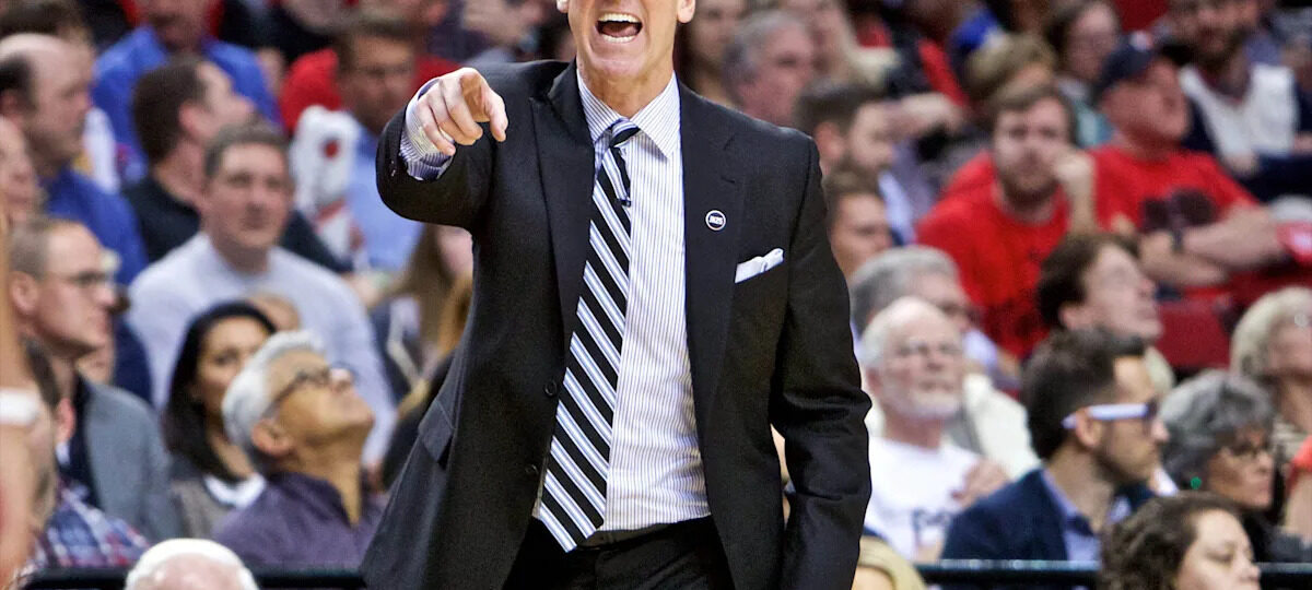 Former Warriors assistant expected to interview for Mavericks coaching job