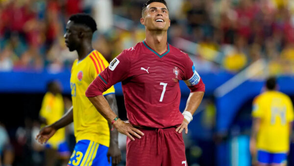 Portugal coach Roberto Martinez passionately defends Cristiano Ronaldo after costly draw to Colombia