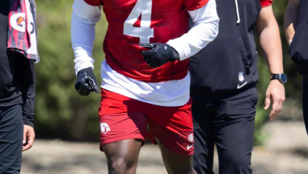 “I’m Not Trying to Wait”: Jeremiyah Love’s 2026 Goal Should Fire Up Arizona Cardinals
