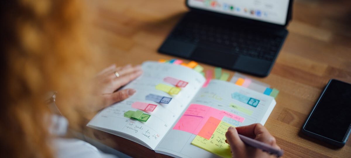 A coder connected his Whoop to his work calendar to create a leaderboard of coworkers who stressed him out