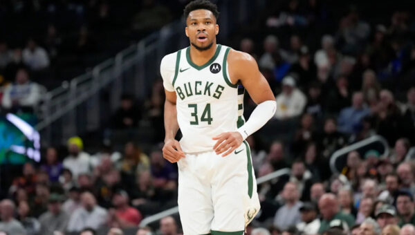NBA insider reveals important Giannis Antetokounmpo trade details