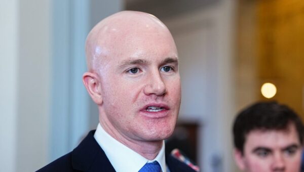 Coinbase’s CEO outlined 5 strategies to keep AI spend low without limiting tokens