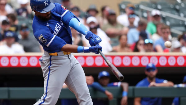Royals hold off Twins 6-5 after star shortstop Bobby Witt Jr. exits with sore knee